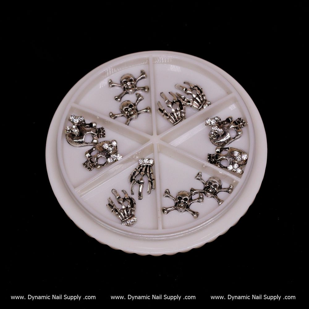 3D Halloween skull and claw nail charms - 2